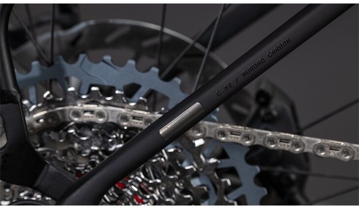 CUBE Nuroad Hybrid C:62 EXC SX400X FE L 13G SRAME1 2026