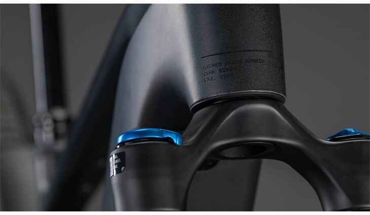 CUBE Stereo Hybrid ONE22 SLT 800 M CX38 Di2 2006