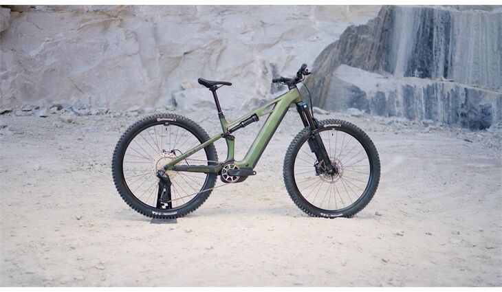CUBE Stereo Hybrid ONE44 HPC SLX Evo M Di2ESS ABS800 26