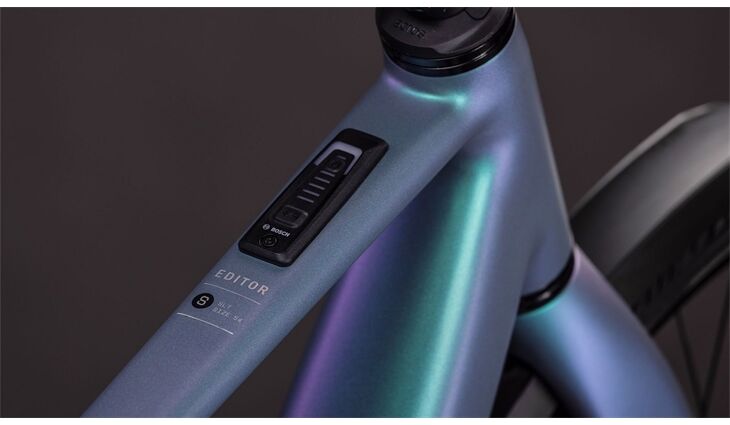 CUBE Editor Hybrid SLT 400X FE Diaman 58cm 19,3kg 2026