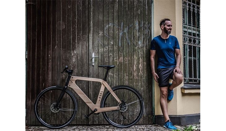 my Esel Elektro Elegance Plus+ M Holzrad