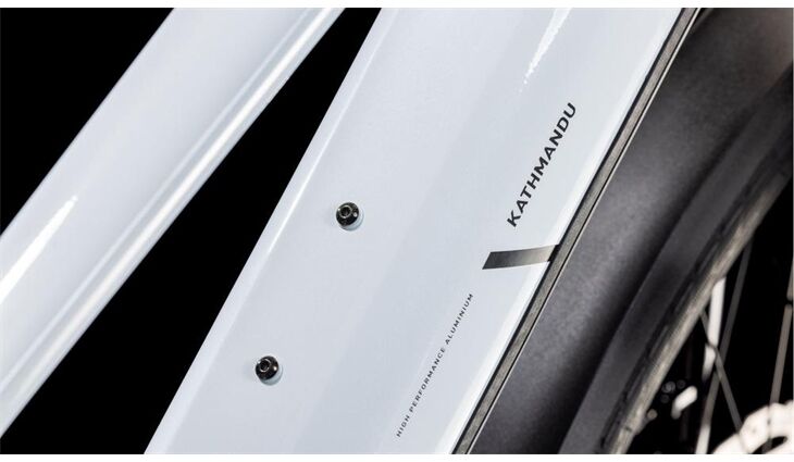 CUBE Kathmandu Hybrid ONE CX800 46 10G Trapez 2025