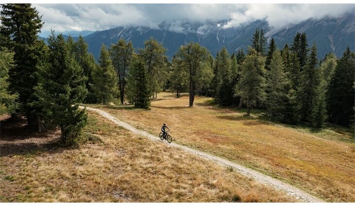 CUBE Stereo Hybrid ONE22 SLX Allroad L CX800 2025